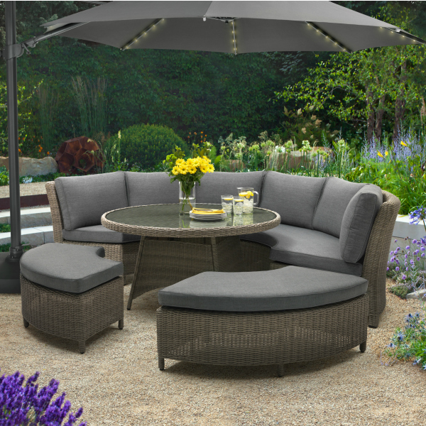 Tips for Buying Wooden Garden Furniture’s